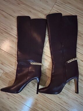 Express Burgundy Knee-High Stiletto Boots with Gold Chain